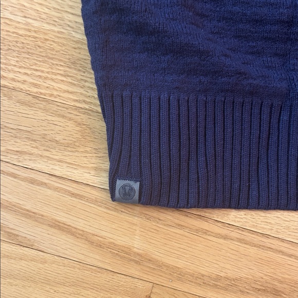 Lululemon Athletica Navy Crew Neck Sweater - Picture 3 of 4